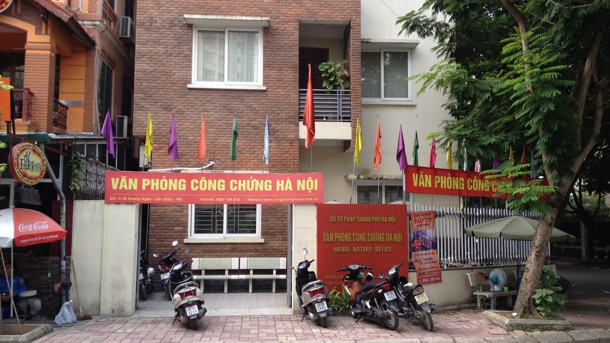 Hồ sơ chuyển nhượng và công chứng hợp đồng đất đai tại văn phòng